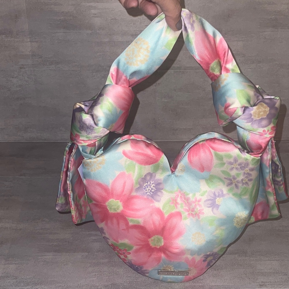 Madden Girl Floral Heart-Shaped hobo purse- Alove- NWT - Picture 4 of 9